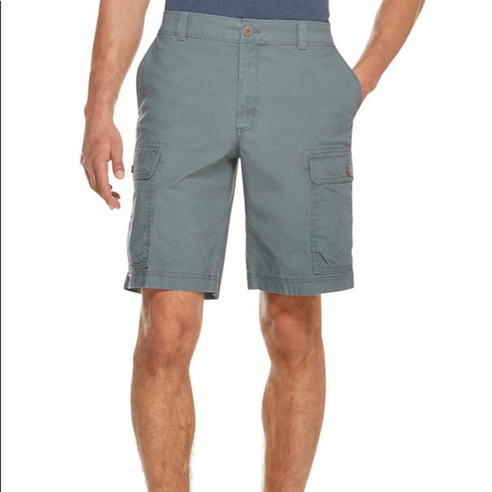 Mens Izod Saltwater Cargo Shorts.
